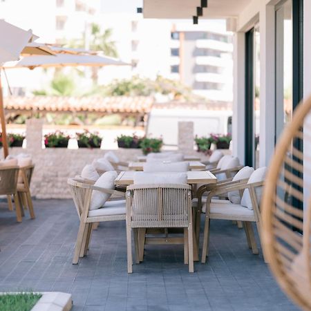 Hotel Teuta 울친 외부 사진
